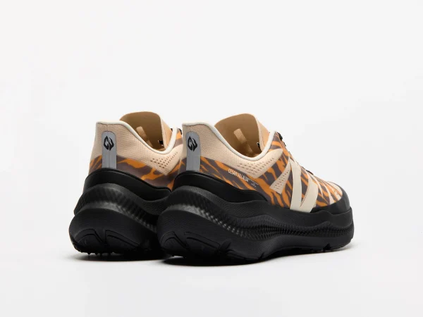 CONDOR 3 ADVANCED VEJA X CESAR VILLALBA AREIA CASHEW OURO – Image 3